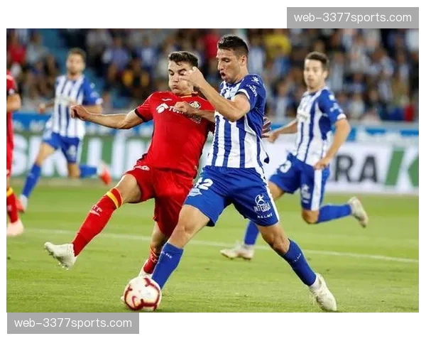 塞维利亚主场迎战阿拉维斯,保级关键战伤病潮影响阵容部署